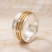 Verónica | anillo reflejos martillados
